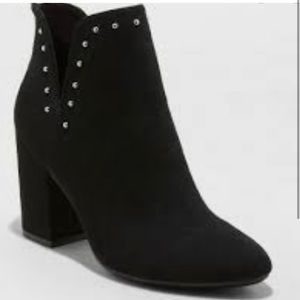 New With Tags - A New Day Women’s Black Carolina Ankle Boots - Size 8